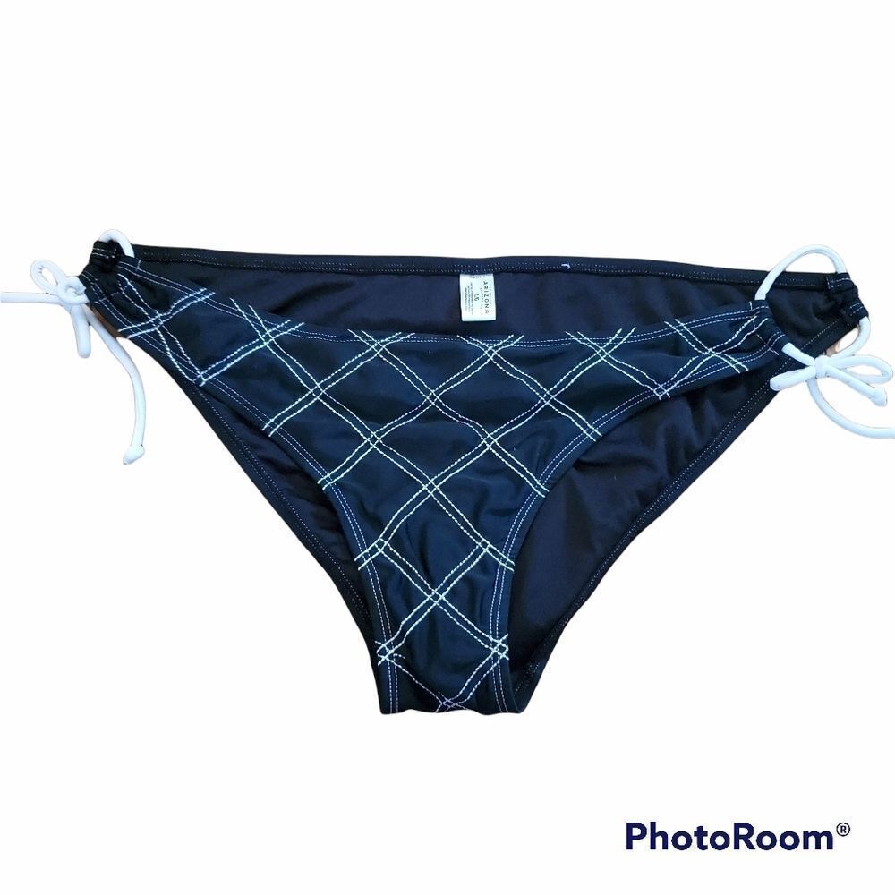 Arizona Ladies Size Large Black White Checked Swim Bottoms